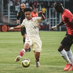  法甲老牌劲旅突陷财政危机 核心球员遭抛售  