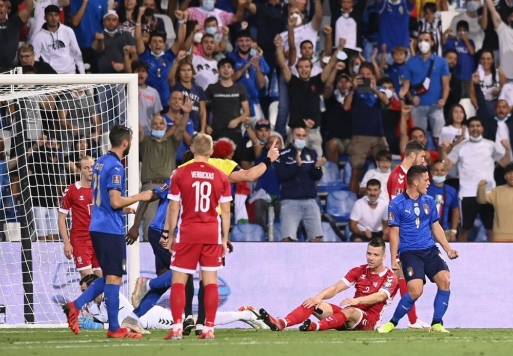  斯特拉斯堡定位球战术犀利，法甲高空轰炸屡建奇功